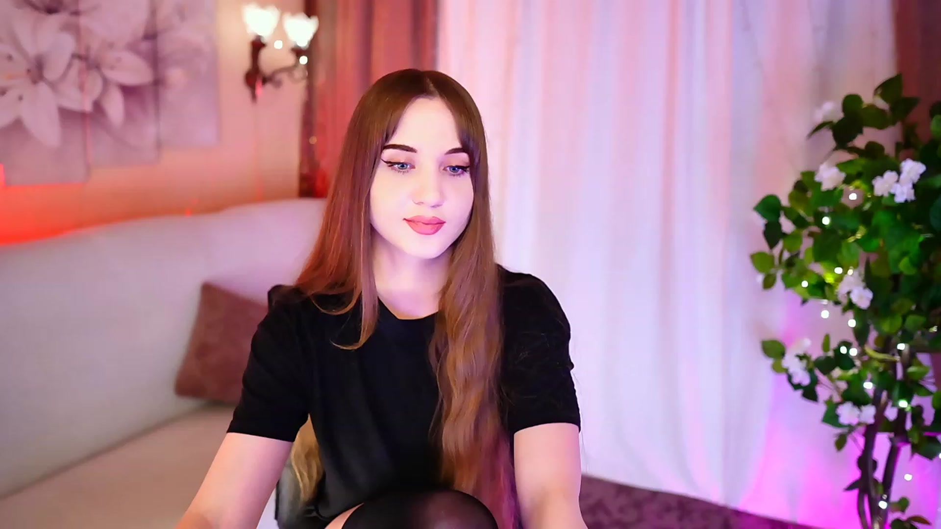Gallery image thumbnail from Innocent_Soul's myfreecams stream on, 09/12/2023, 18:41 image 3 of 20