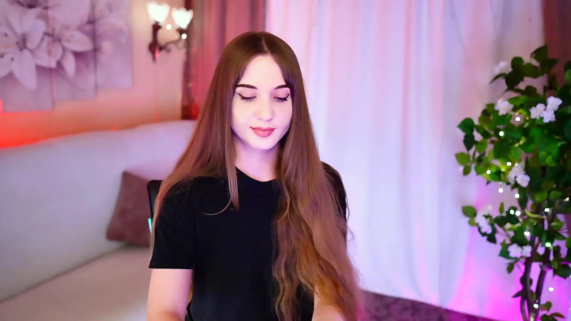 Gallery image thumbnail from Innocent_Soul's myfreecams stream on, 09/12/2023, 19:23 image 19 of 20