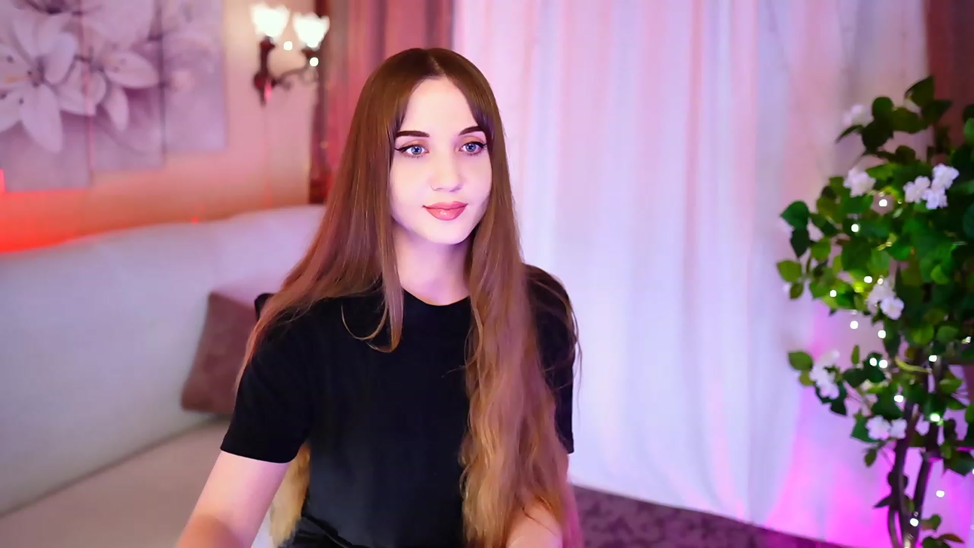 Gallery image thumbnail from Innocent_Soul's myfreecams stream on, 09/12/2023, 19:23 image 16 of 20