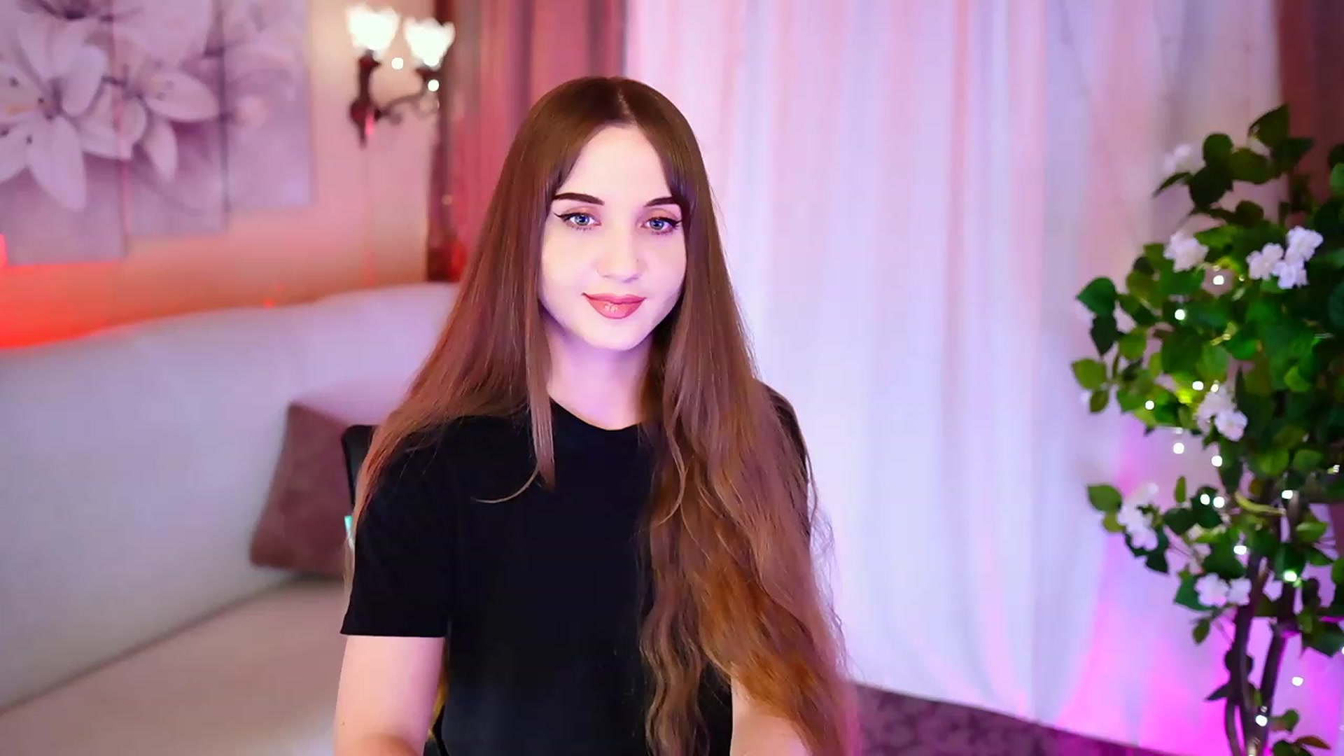Gallery image thumbnail from Innocent_Soul's myfreecams stream on, 09/12/2023, 19:23 image 18 of 20