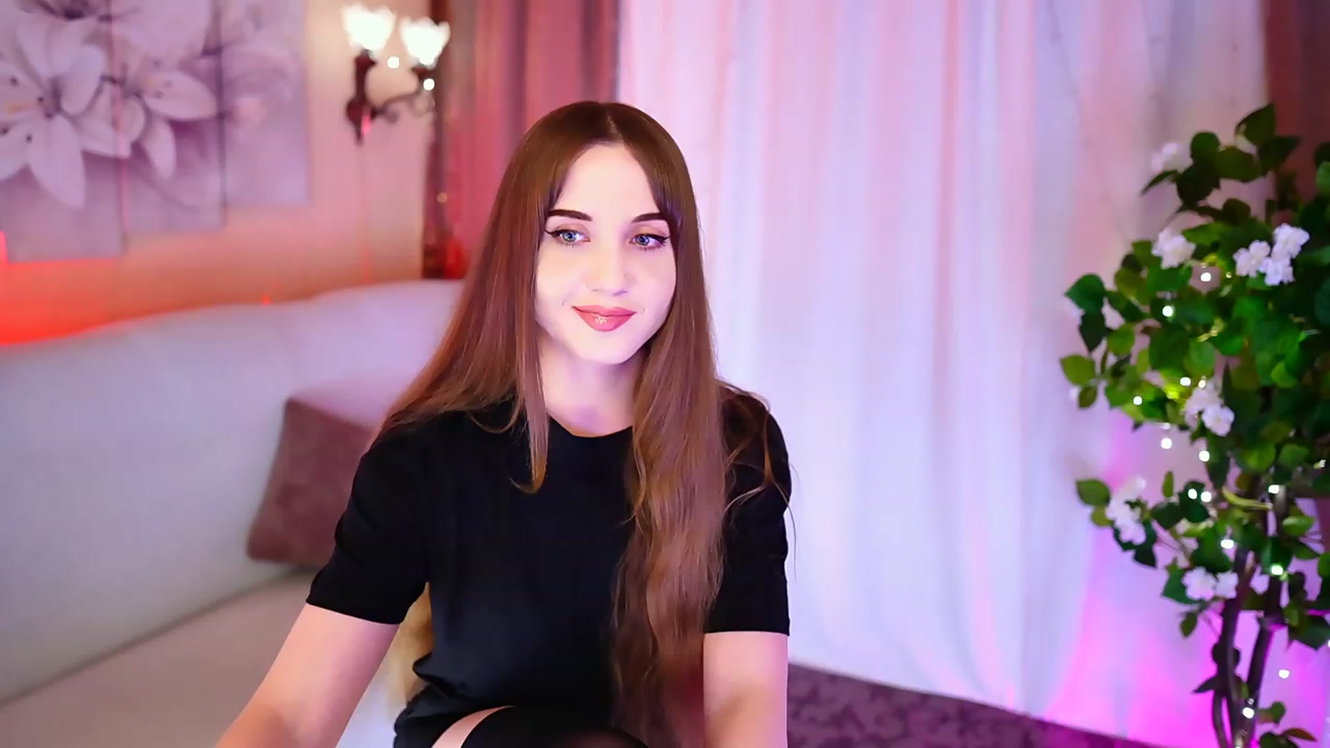 Gallery image thumbnail from Innocent_Soul's myfreecams stream on, 09/12/2023, 19:23 image 2 of 20