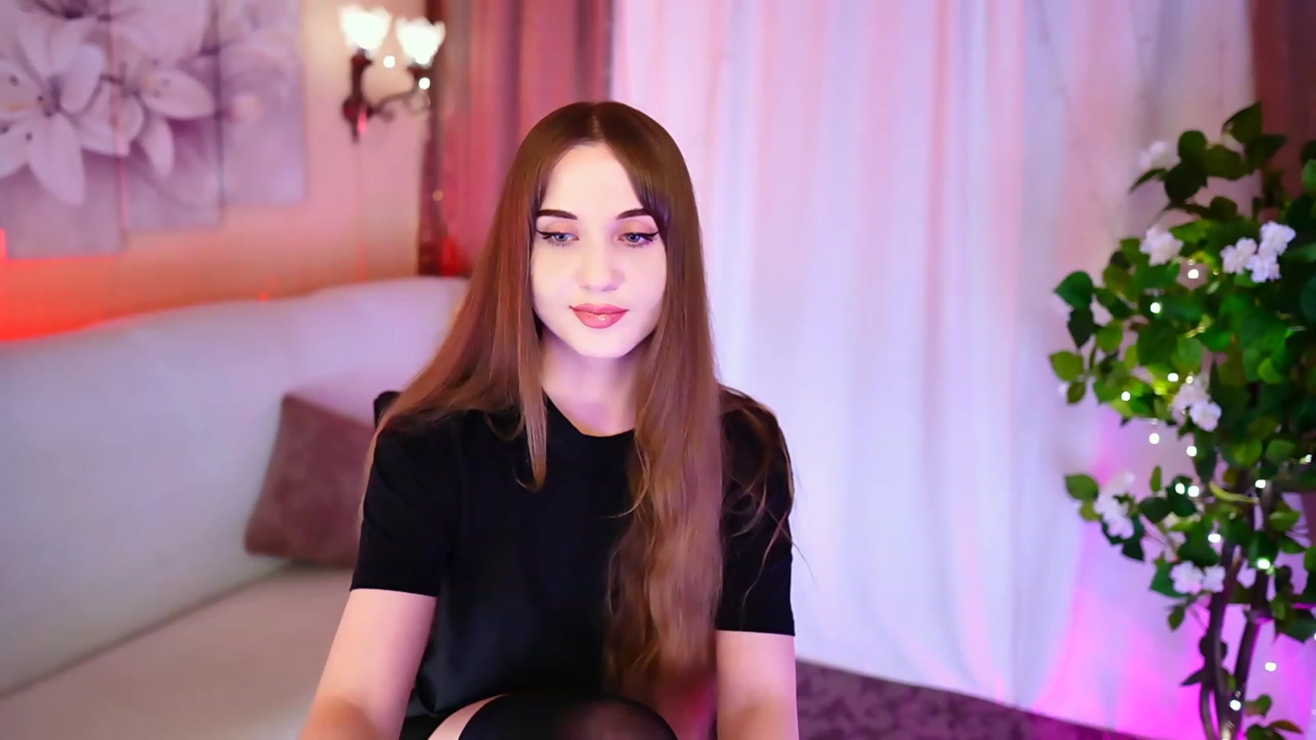 Gallery image thumbnail from Innocent_Soul's myfreecams stream on, 09/12/2023, 19:23 image 7 of 20