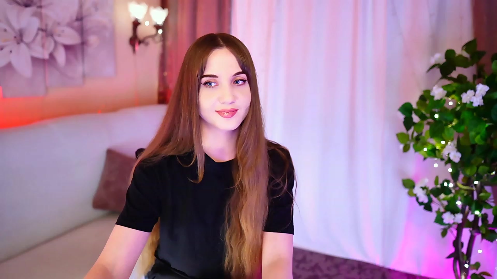 Gallery image thumbnail from Innocent_Soul's myfreecams stream on, 09/12/2023, 19:23 image 8 of 20