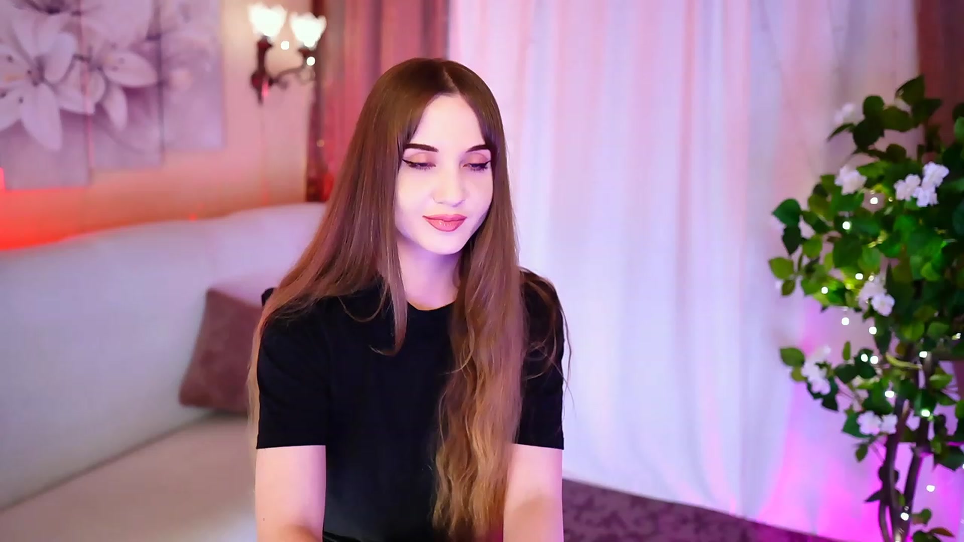 Gallery image thumbnail from Innocent_Soul's myfreecams stream on, 09/12/2023, 19:23 image 9 of 20