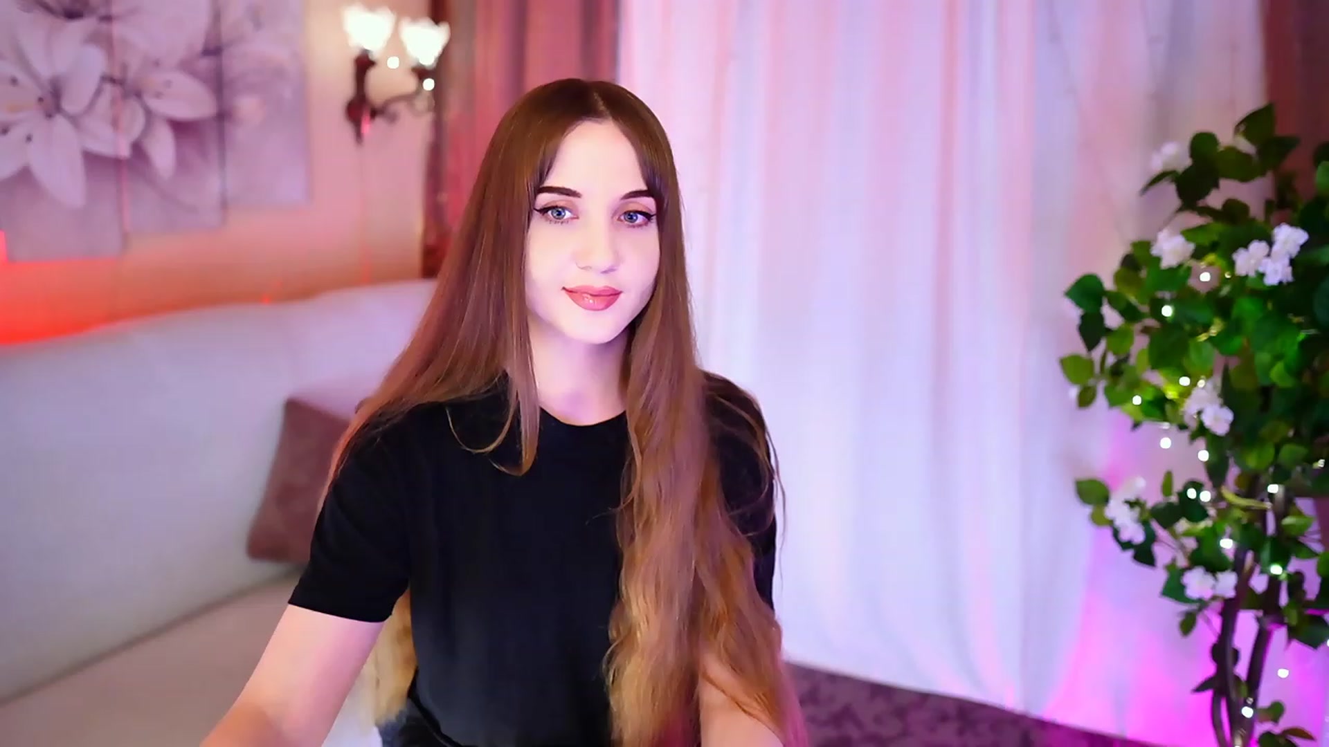 Gallery image thumbnail from Innocent_Soul's myfreecams stream on, 09/12/2023, 19:23 image 14 of 20