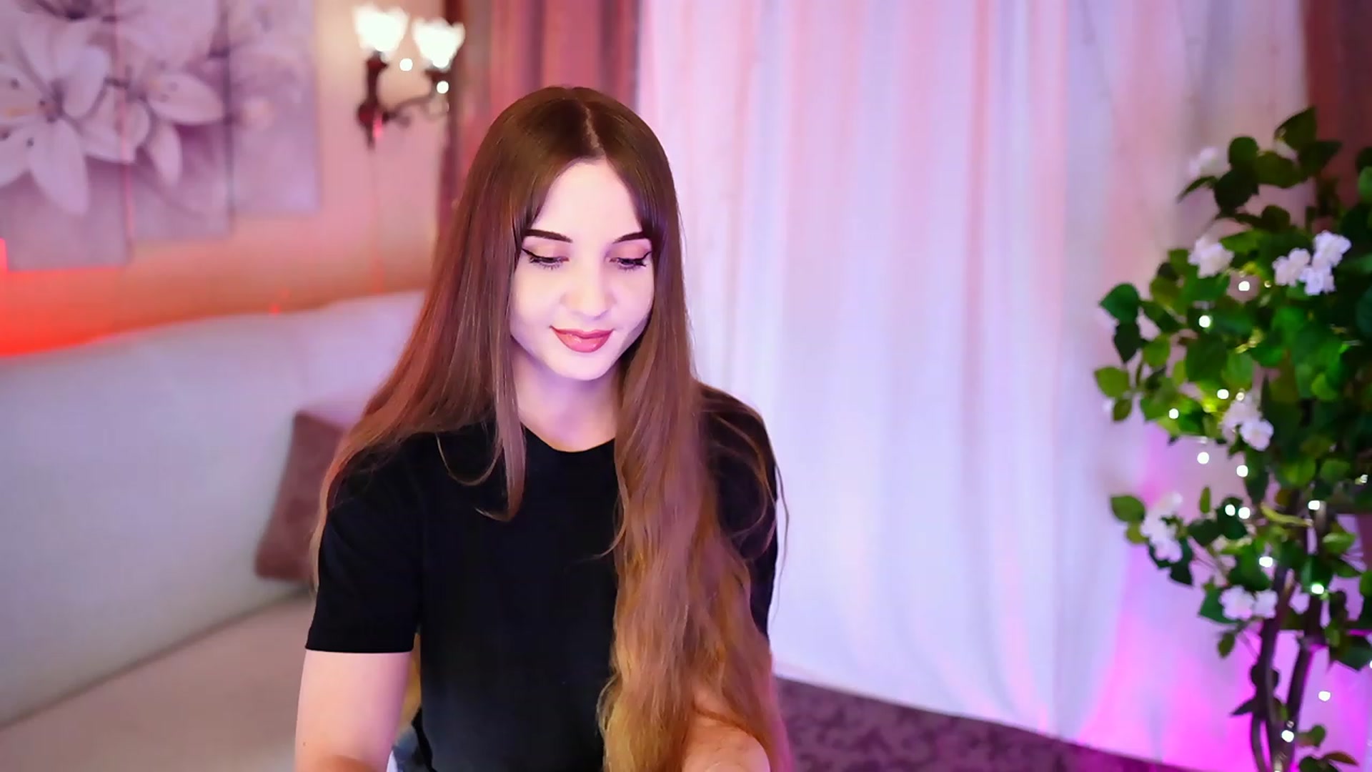 Gallery image thumbnail from Innocent_Soul's myfreecams stream on, 09/12/2023, 19:23 image 13 of 20
