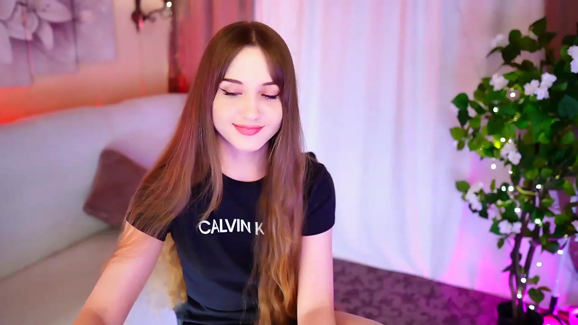 Gallery image thumbnail from Innocent_Soul's myfreecams stream on, 09/15/2023, 16:39 image 20 of 20