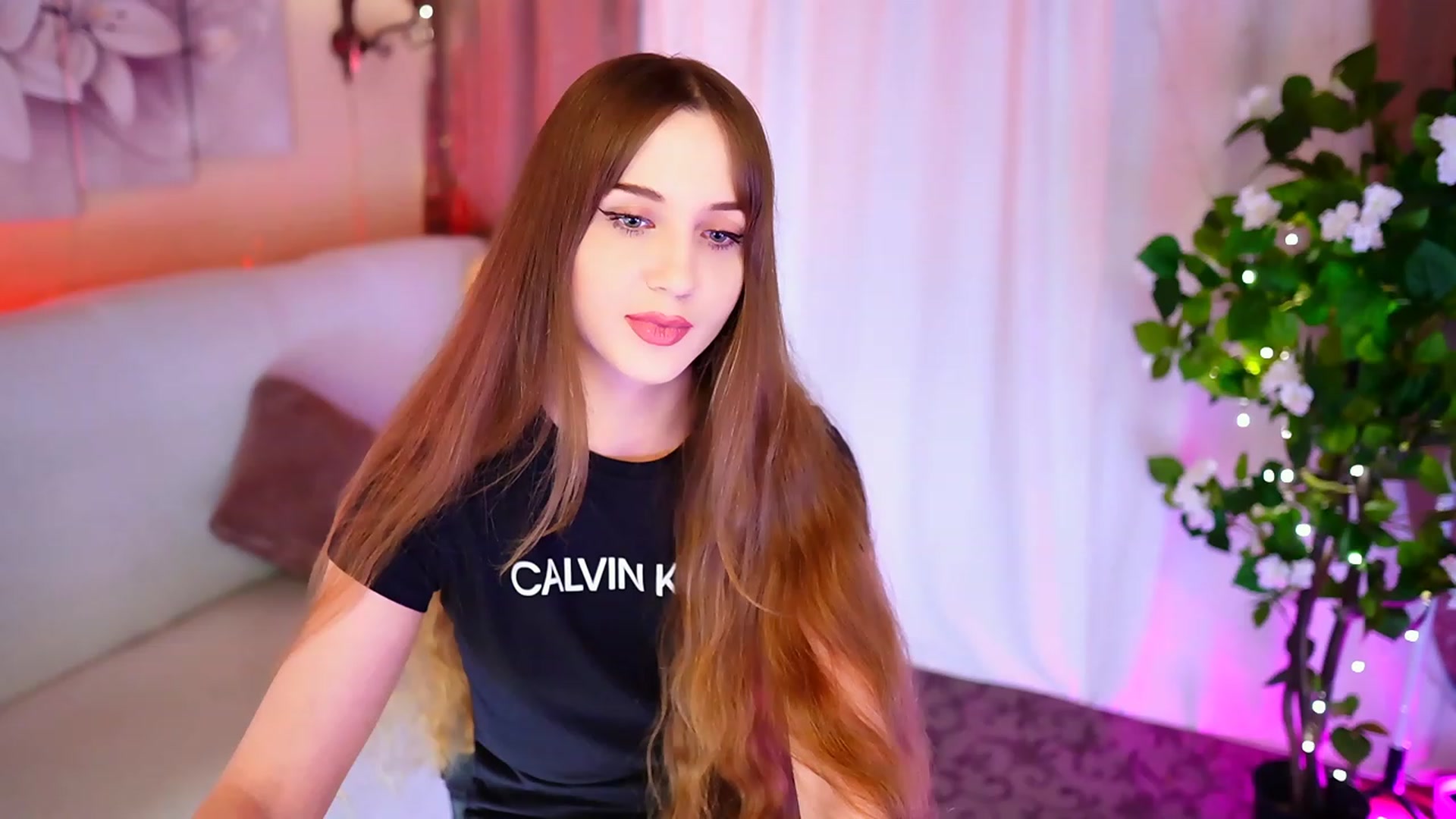 Gallery image thumbnail from Innocent_Soul's myfreecams stream on, 09/15/2023, 16:39 image 11 of 20