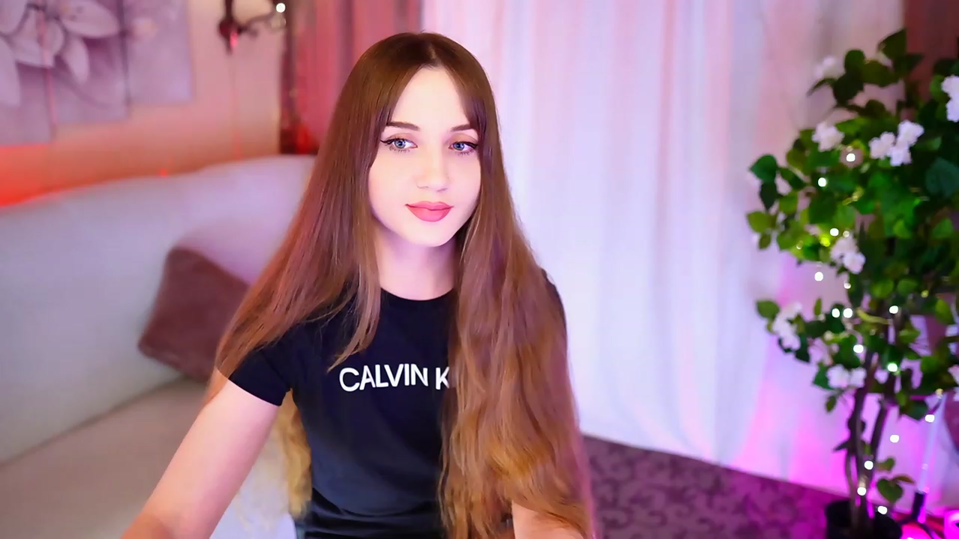 Gallery image thumbnail from Innocent_Soul's myfreecams stream on, 09/15/2023, 16:39 image 2 of 20
