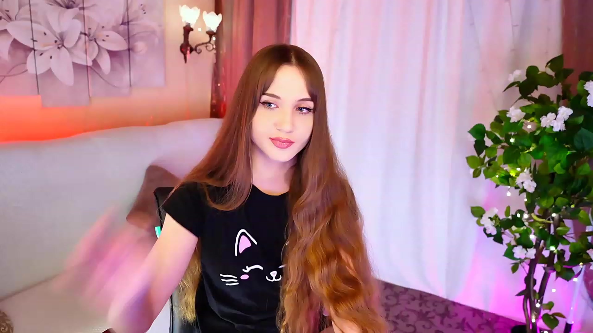 Gallery image thumbnail from Innocent_Soul's myfreecams stream on, 09/16/2023, 15:39 image 17 of 20