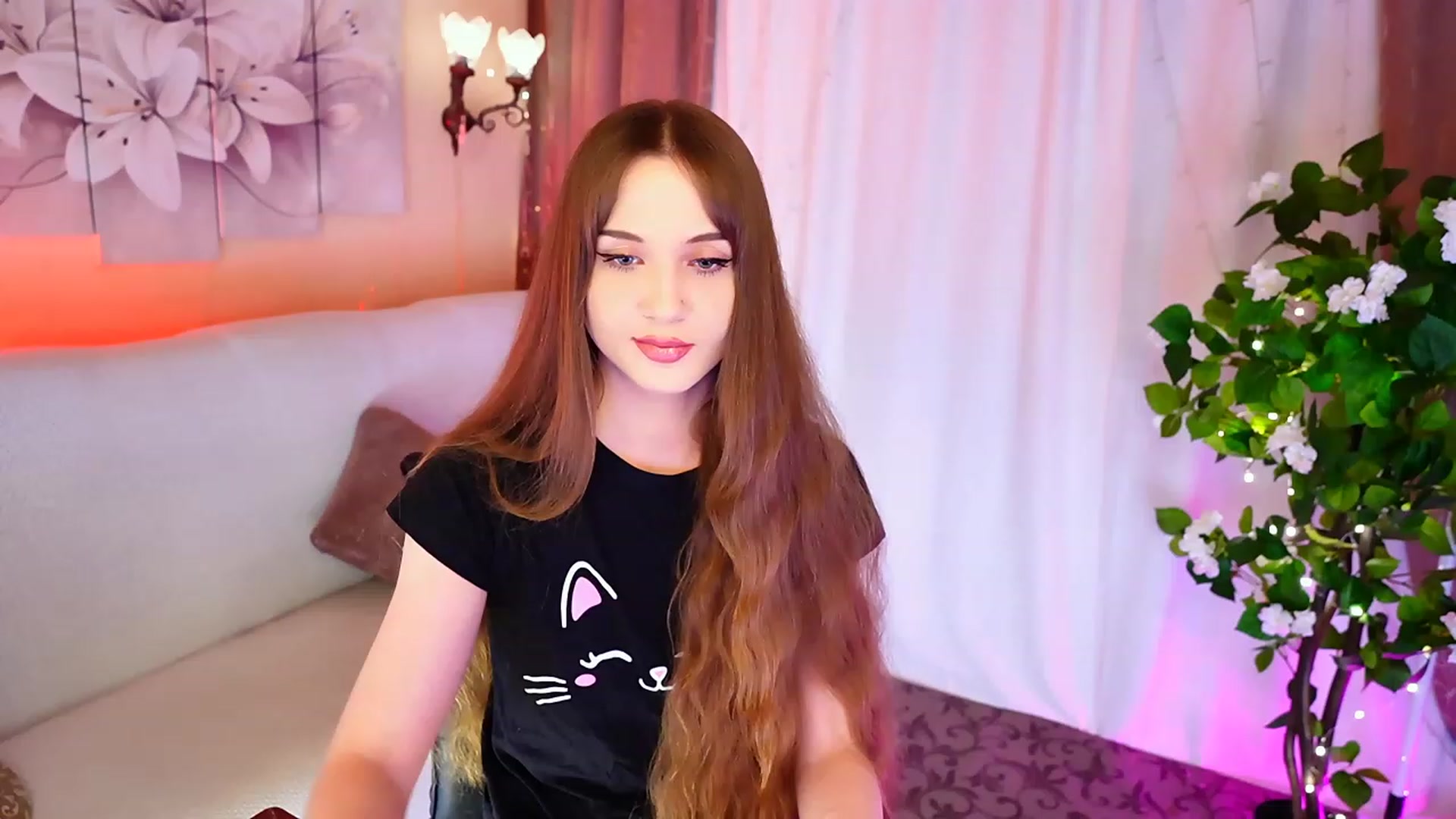 Gallery image thumbnail from Innocent_Soul's myfreecams stream on, 09/16/2023, 15:39 image 13 of 20