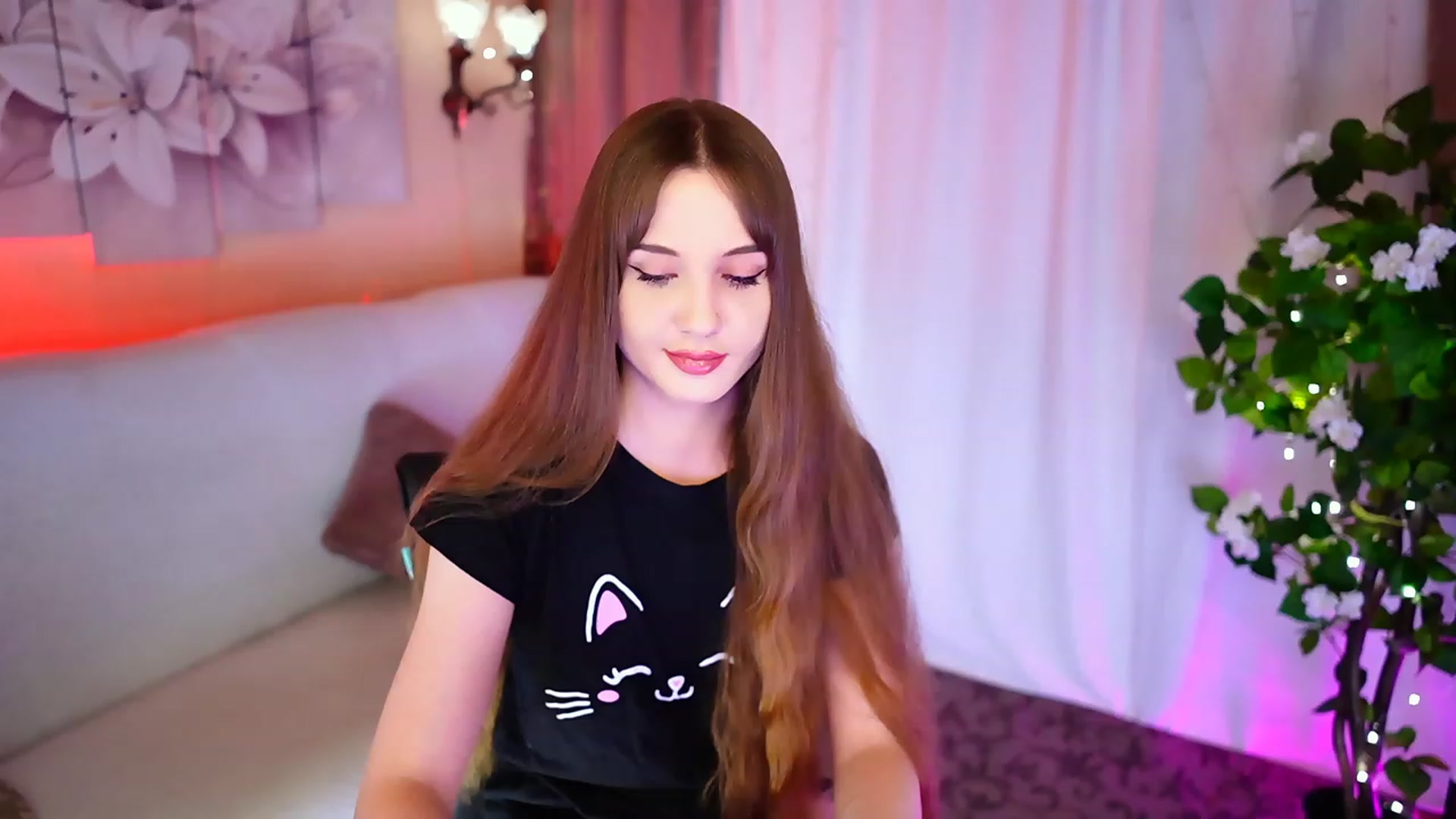 Gallery image thumbnail from Innocent_Soul's myfreecams stream on, 09/16/2023, 18:37 image 12 of 20
