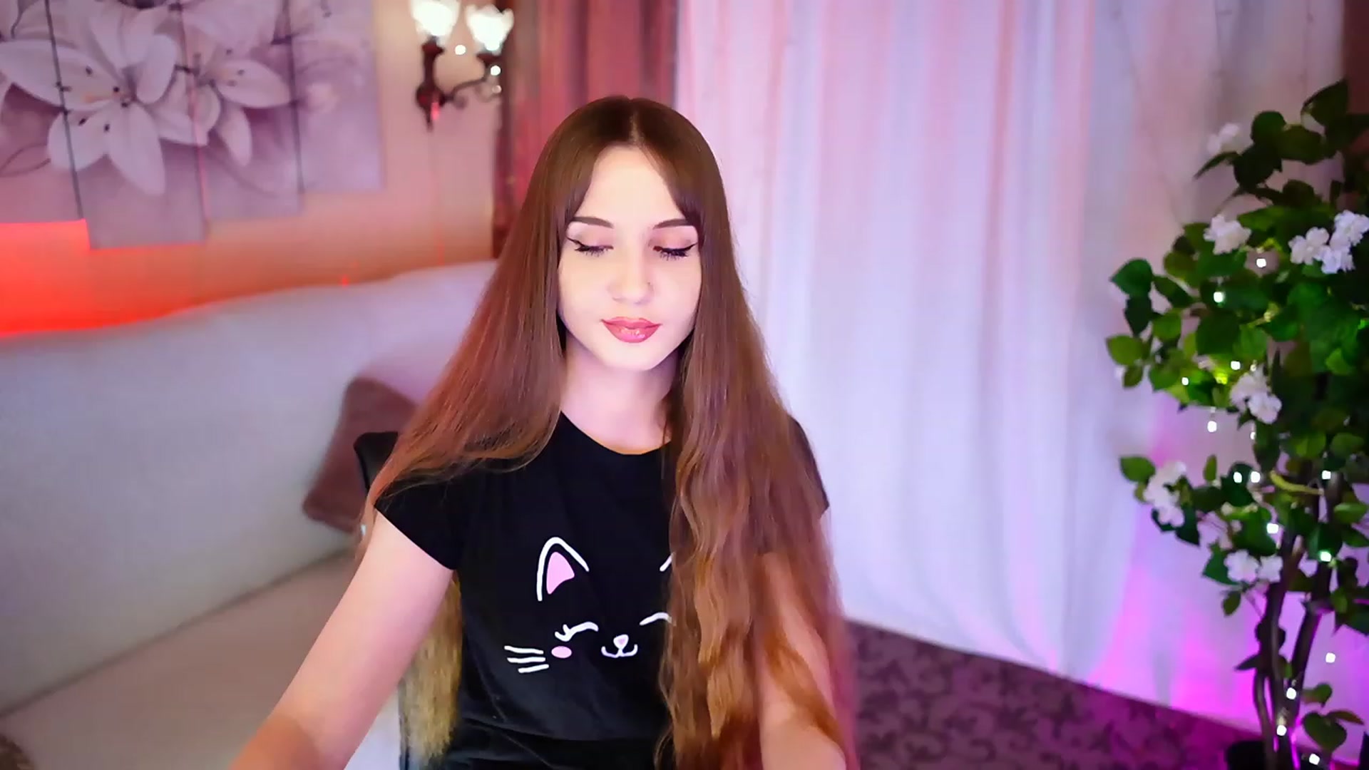 Gallery image thumbnail from Innocent_Soul's myfreecams stream on, 09/16/2023, 18:37 image 19 of 20