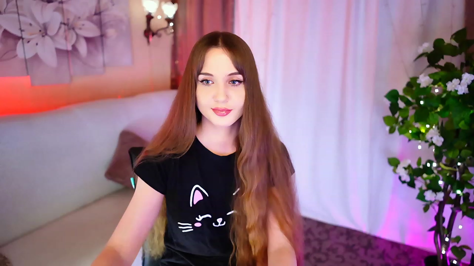 Gallery image thumbnail from Innocent_Soul's myfreecams stream on, 09/16/2023, 18:37 image 2 of 20