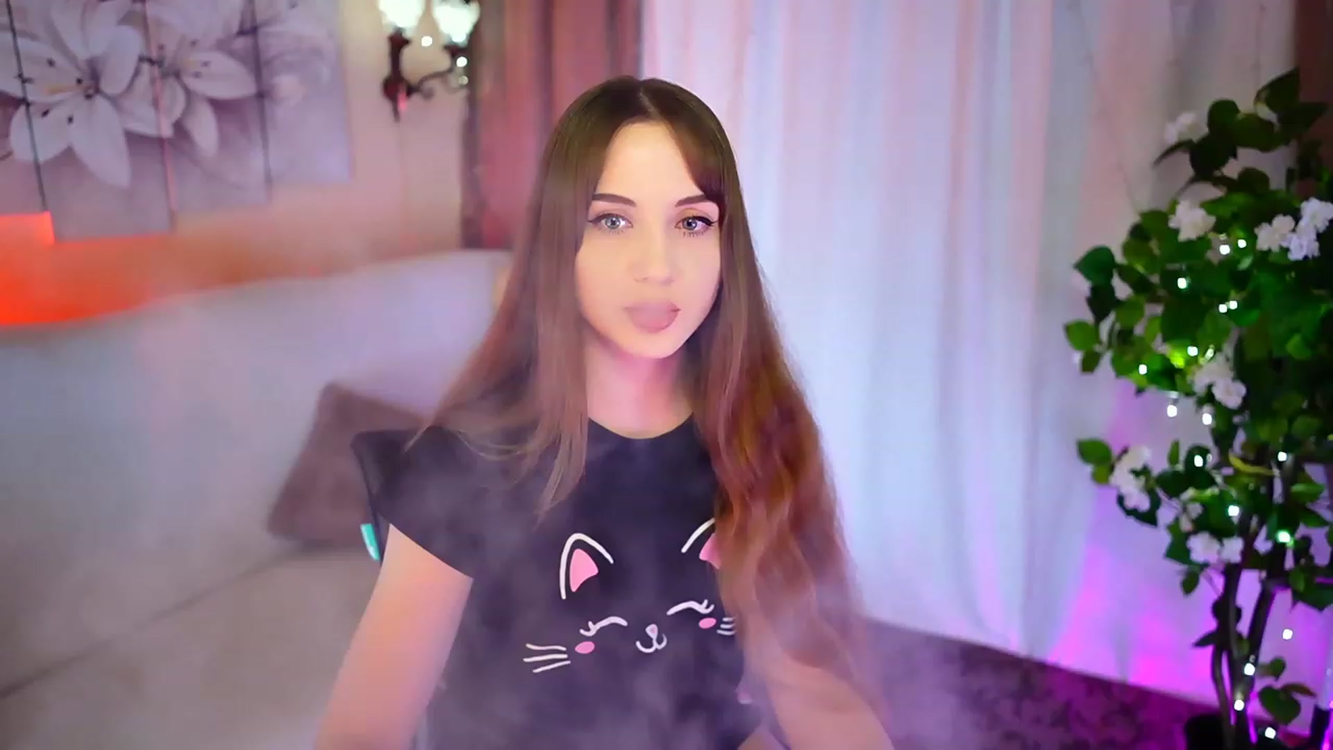 Gallery image thumbnail from Innocent_Soul's myfreecams stream on, 09/19/2023, 16:40 image 20 of 20