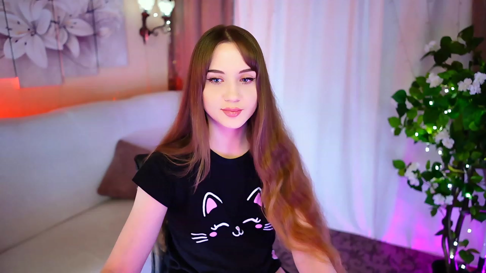 Gallery image thumbnail from Innocent_Soul's myfreecams stream on, 09/19/2023, 16:40 image 18 of 20