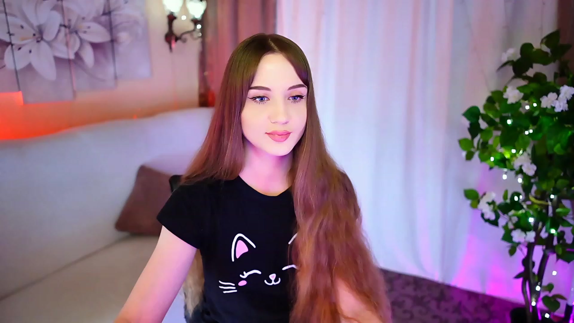 Gallery image thumbnail from Innocent_Soul's myfreecams stream on, 09/19/2023, 18:02 image 9 of 20