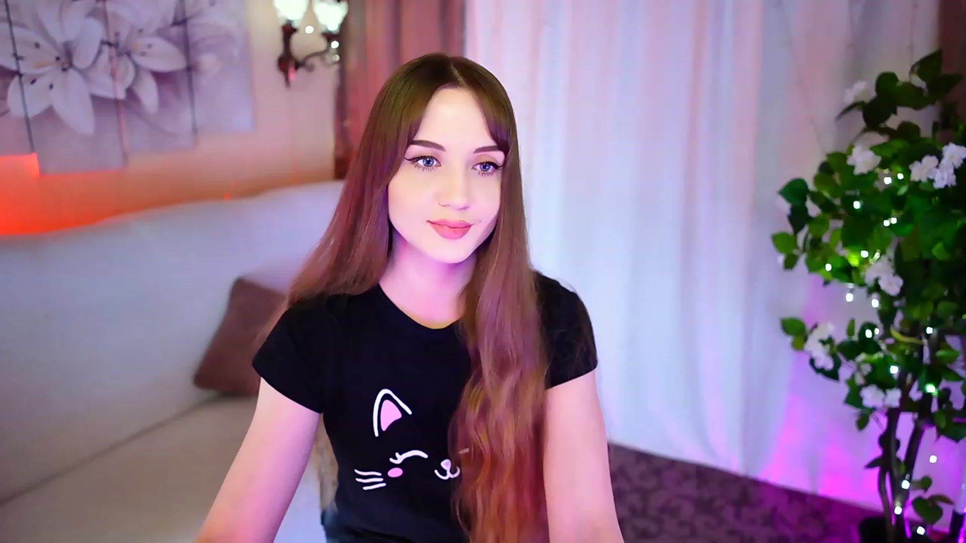 Gallery image thumbnail from Innocent_Soul's myfreecams stream on, 09/19/2023, 18:02 image 13 of 20