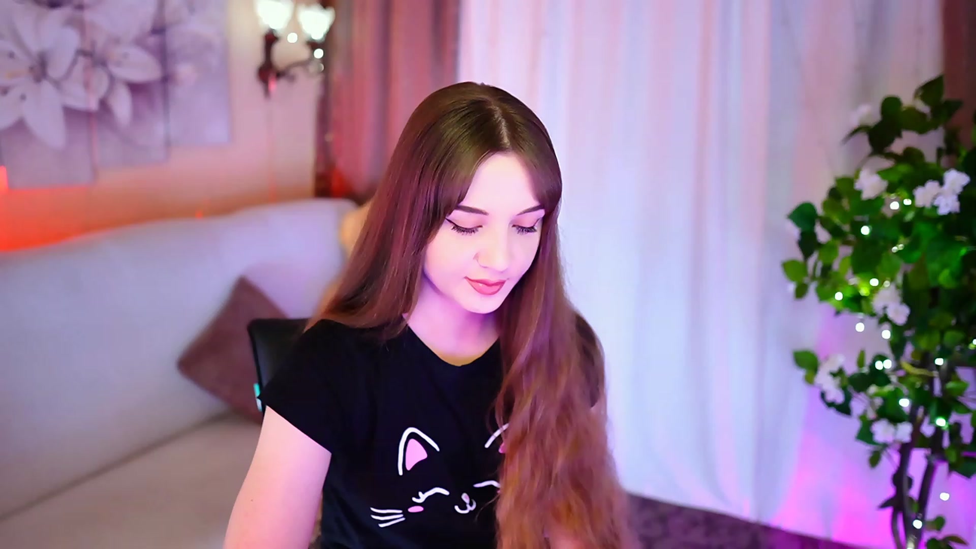 Gallery image thumbnail from Innocent_Soul's myfreecams stream on, 09/24/2023, 16:14 image 10 of 20