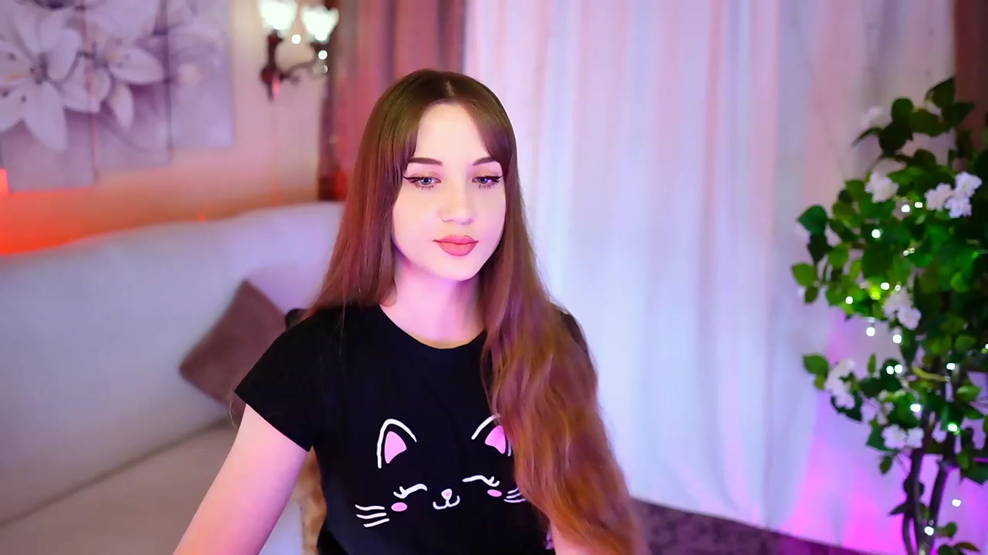 Gallery image thumbnail from Innocent_Soul's myfreecams stream on, 09/24/2023, 17:05 image 18 of 20