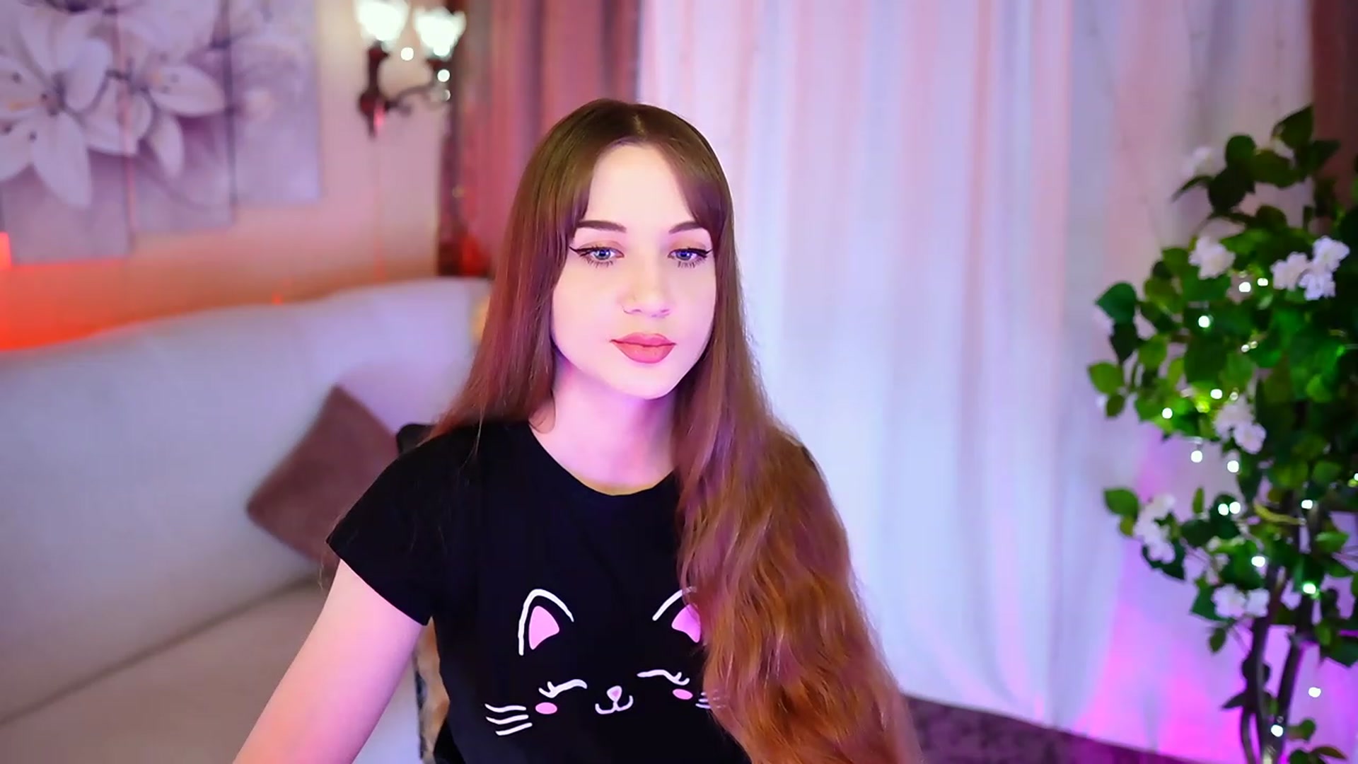 Gallery image thumbnail from Innocent_Soul's myfreecams stream on, 09/24/2023, 17:05 image 14 of 20