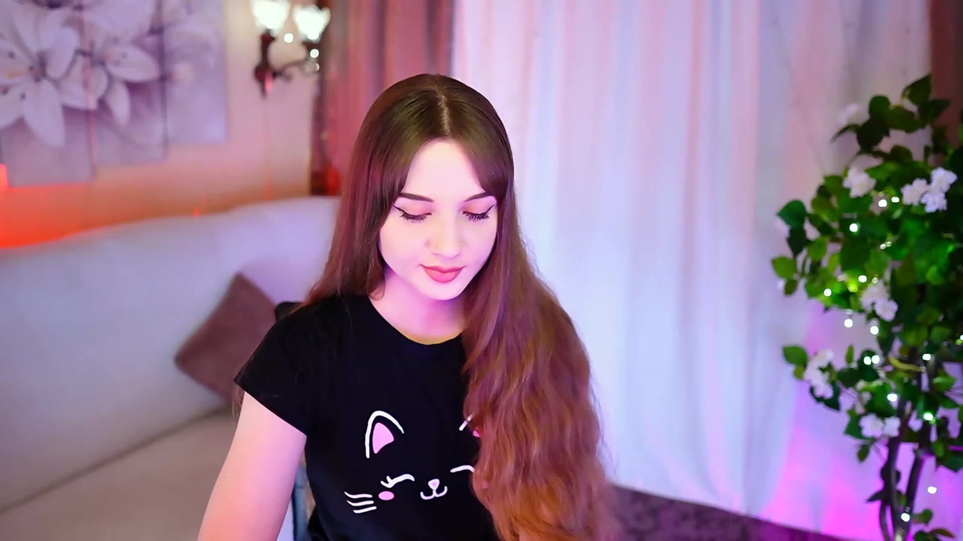Gallery image thumbnail from Innocent_Soul's myfreecams stream on, 09/24/2023, 17:05 image 8 of 20