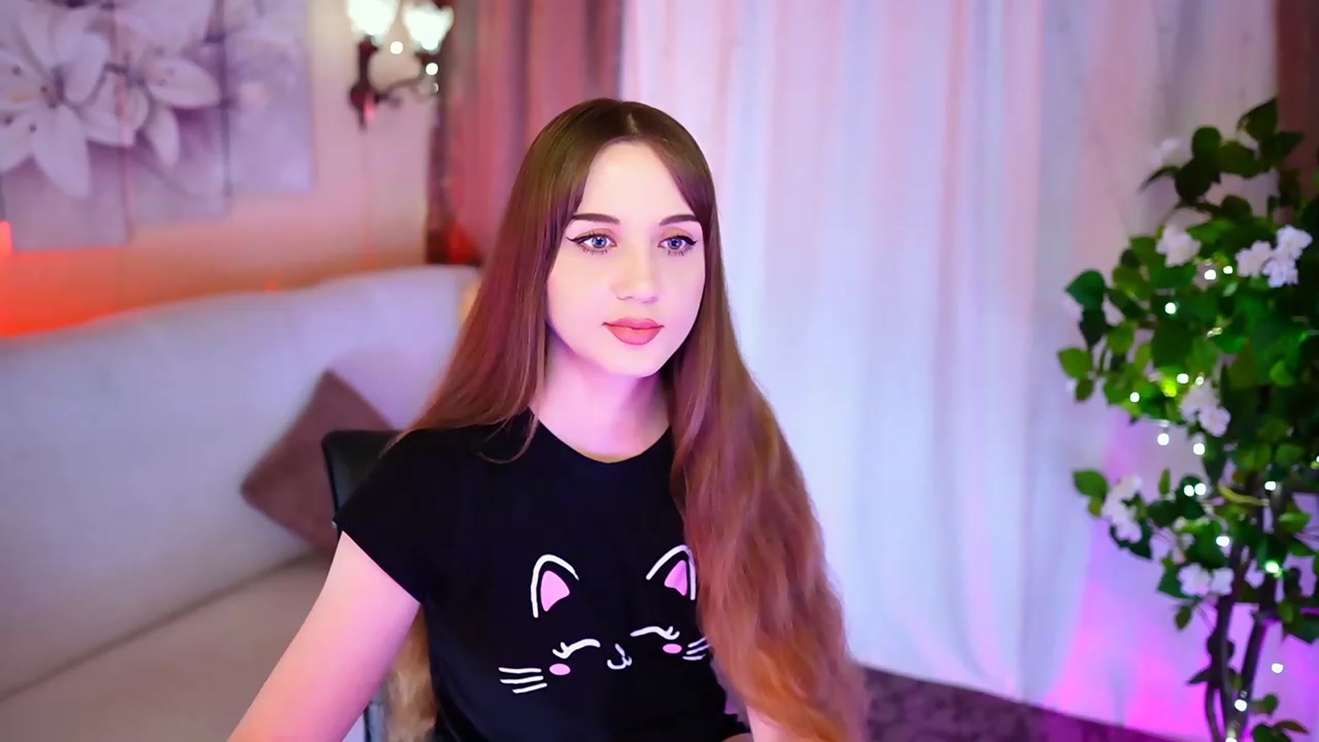 Gallery image thumbnail from Innocent_Soul's myfreecams stream on, 09/24/2023, 18:12 image 4 of 20
