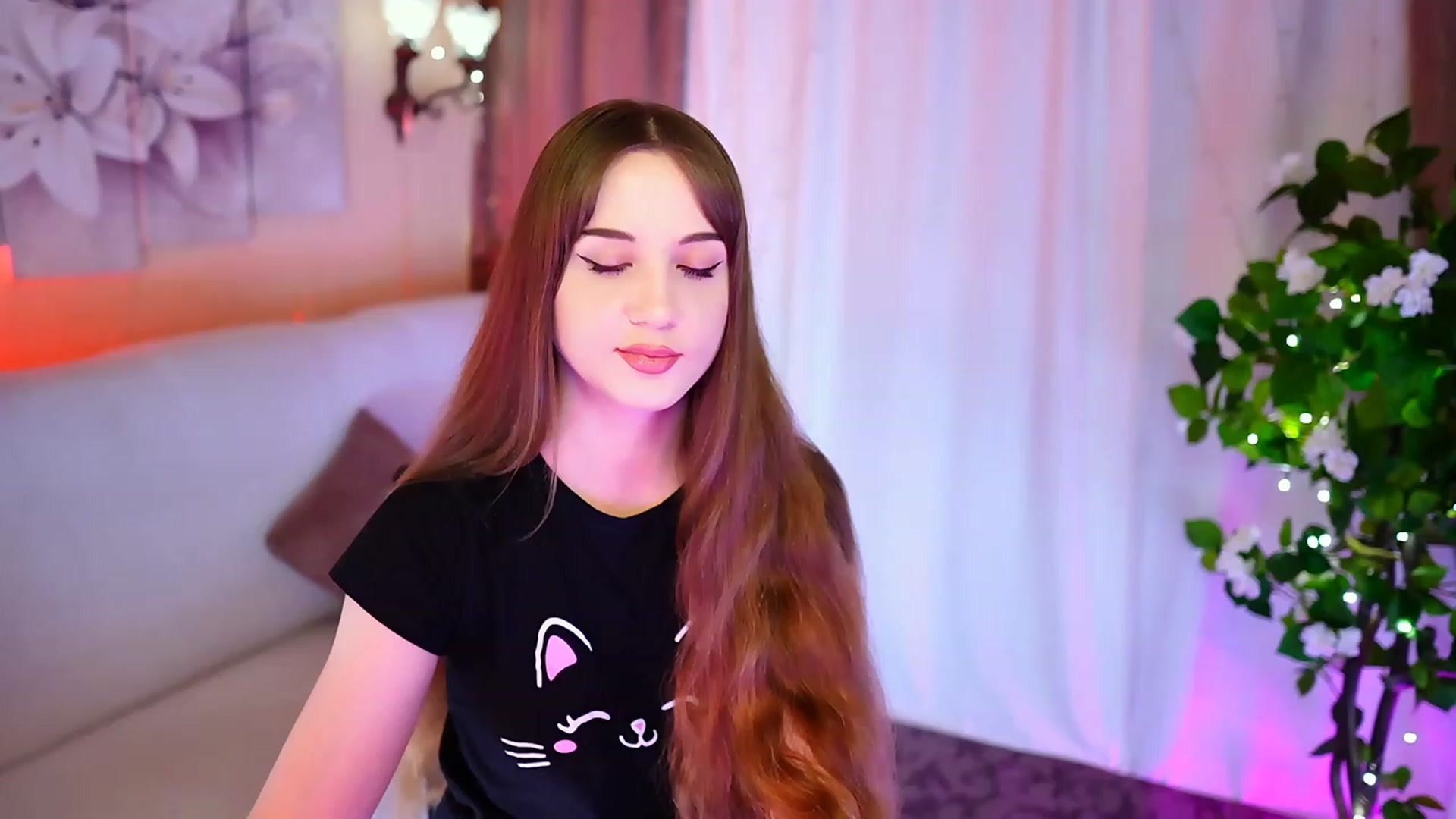 Gallery image thumbnail from Innocent_Soul's myfreecams stream on, 09/24/2023, 18:12 image 19 of 20