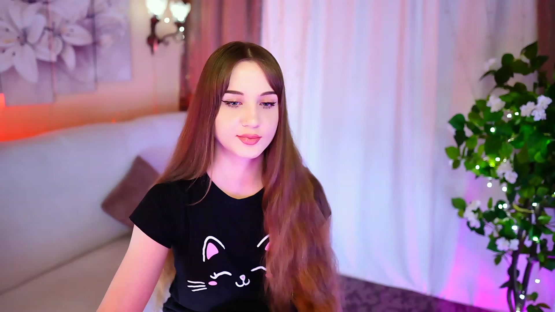 Gallery image thumbnail from Innocent_Soul's myfreecams stream on, 09/24/2023, 18:12 image 16 of 20