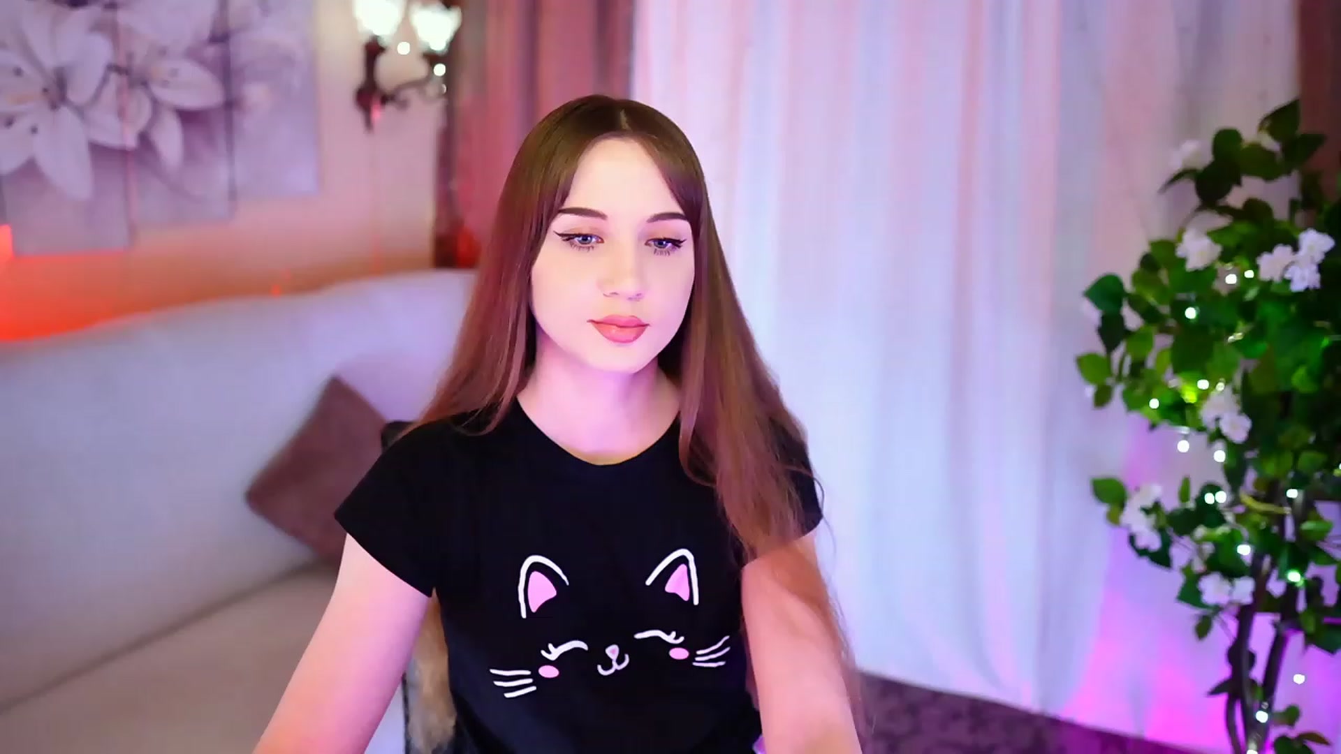 Gallery image thumbnail from Innocent_Soul's myfreecams stream on, 09/24/2023, 18:12 image 1 of 20