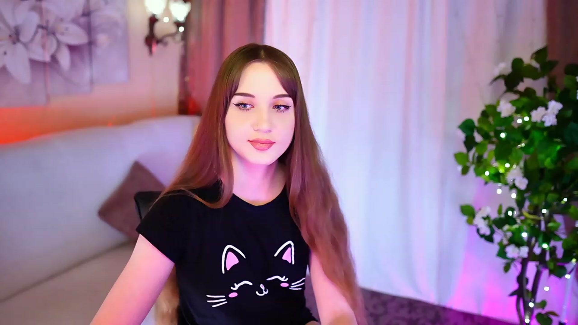 Gallery image thumbnail from Innocent_Soul's myfreecams stream on, 09/24/2023, 19:07 image 11 of 20