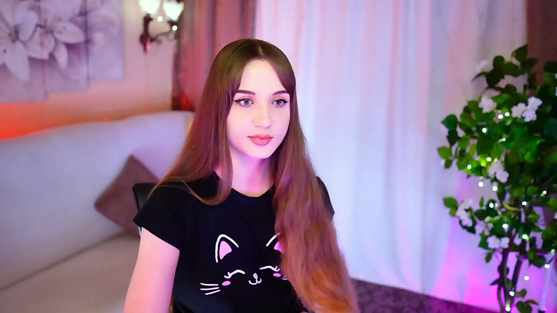 Gallery image thumbnail from Innocent_Soul's myfreecams stream on, 09/24/2023, 19:07 image 16 of 20