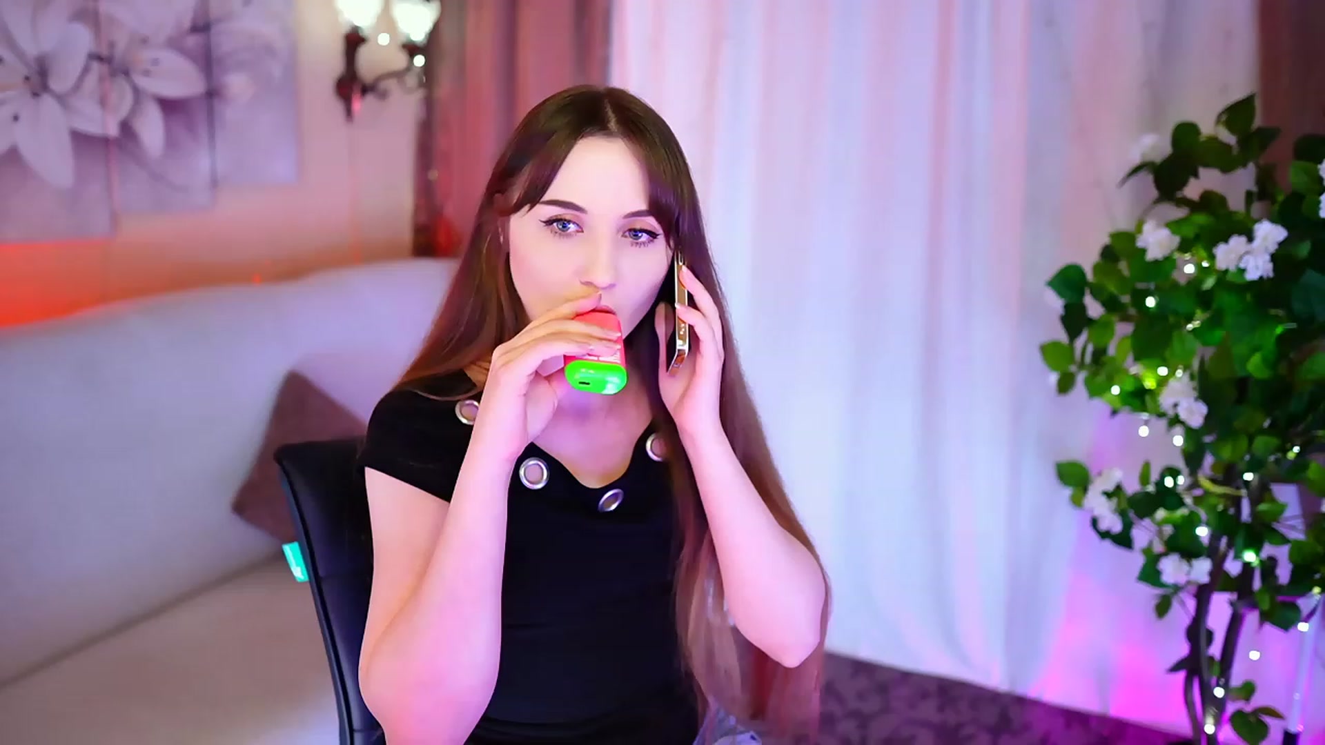 Gallery image thumbnail from Innocent_Soul's myfreecams stream on, 09/27/2023, 17:49 image 18 of 20