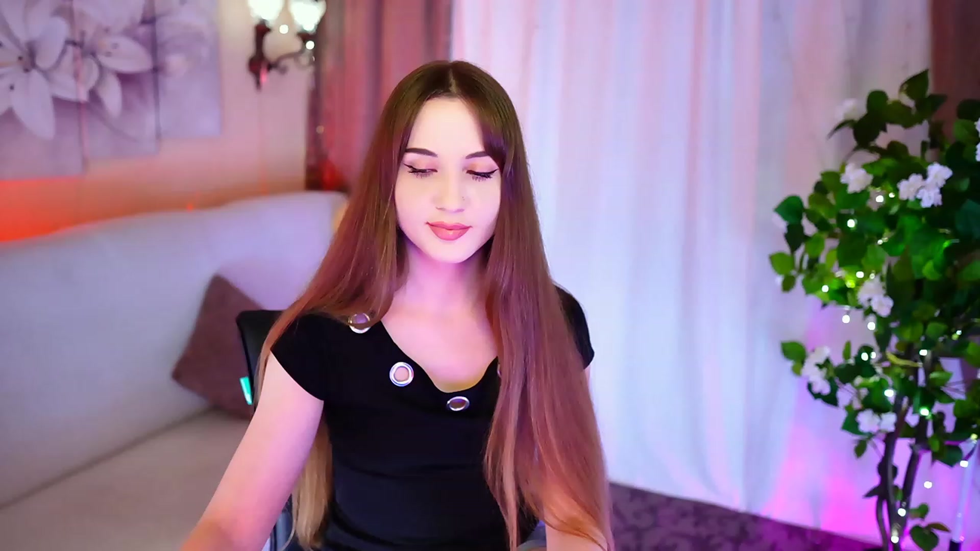 Gallery image thumbnail from Innocent_Soul's myfreecams stream on, 09/27/2023, 17:49 image 11 of 20