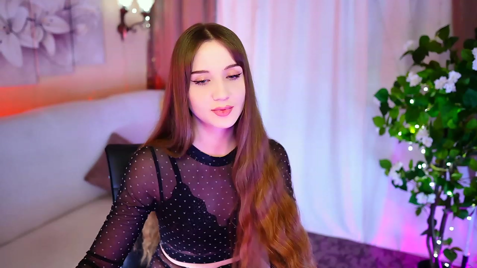 Gallery image thumbnail from Innocent_Soul's myfreecams stream on, 09/29/2023, 16:52 image 12 of 20