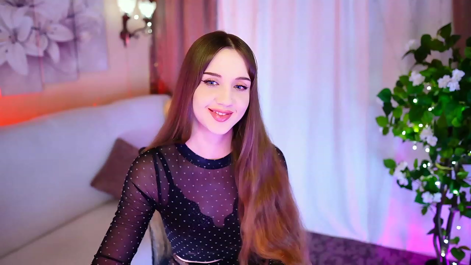 Gallery image thumbnail from Innocent_Soul's myfreecams stream on, 09/29/2023, 19:51 image 2 of 20