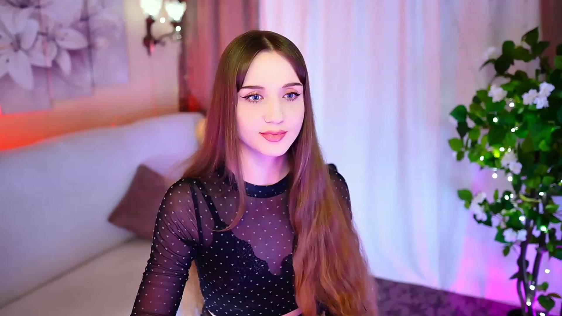 Gallery image thumbnail from Innocent_Soul's myfreecams stream on, 09/29/2023, 19:51 image 7 of 20