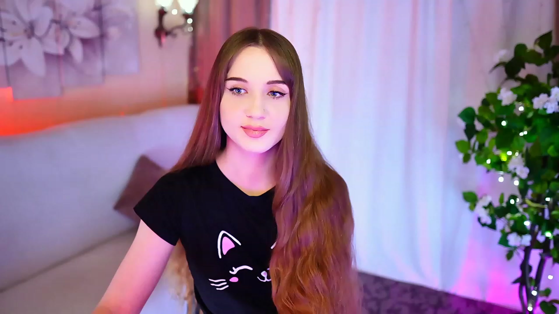 Gallery image thumbnail from Innocent_Soul's myfreecams stream on, 09/30/2023, 16:53 image 16 of 20
