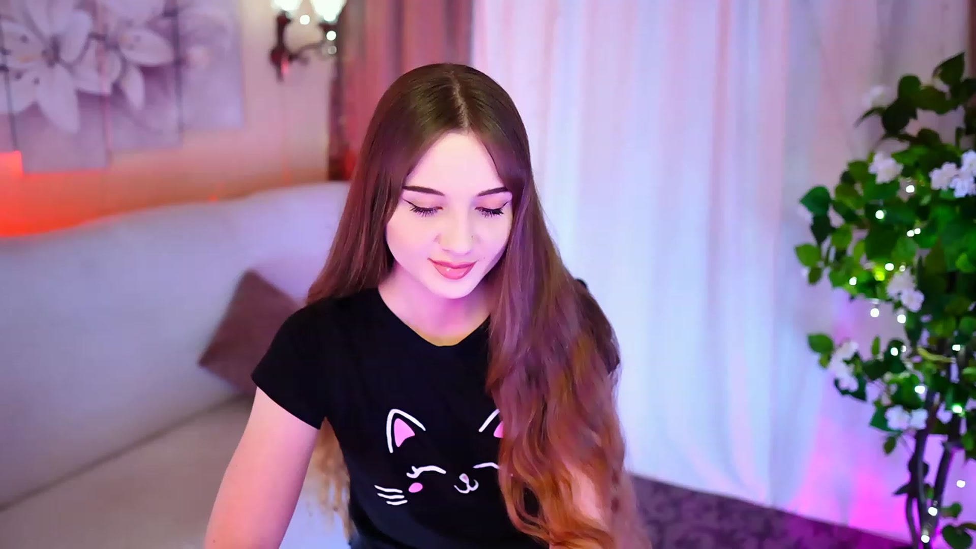 Gallery image thumbnail from Innocent_Soul's myfreecams stream on, 09/30/2023, 16:53 image 4 of 20