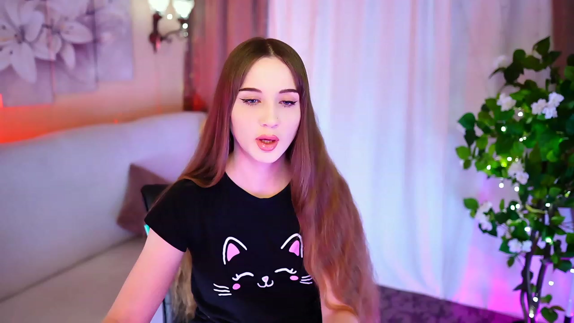 Gallery image thumbnail from Innocent_Soul's myfreecams stream on, 09/30/2023, 19:16 image 1 of 20