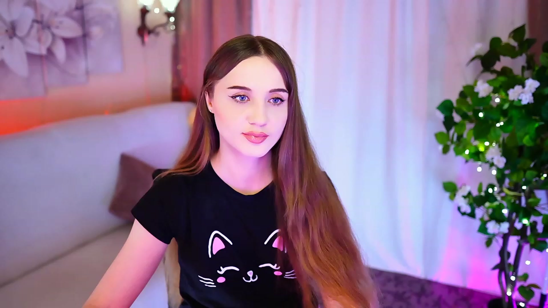 Gallery image thumbnail from Innocent_Soul's myfreecams stream on, 09/30/2023, 22:03 image 2 of 20