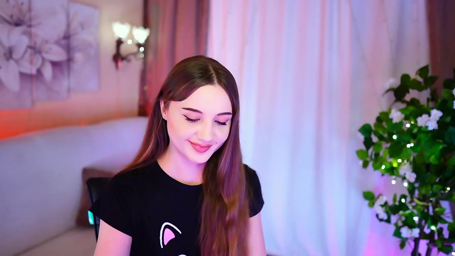 Gallery image thumbnail from Innocent_Soul's myfreecams stream on, 09/30/2023, 22:57 image 10 of 20