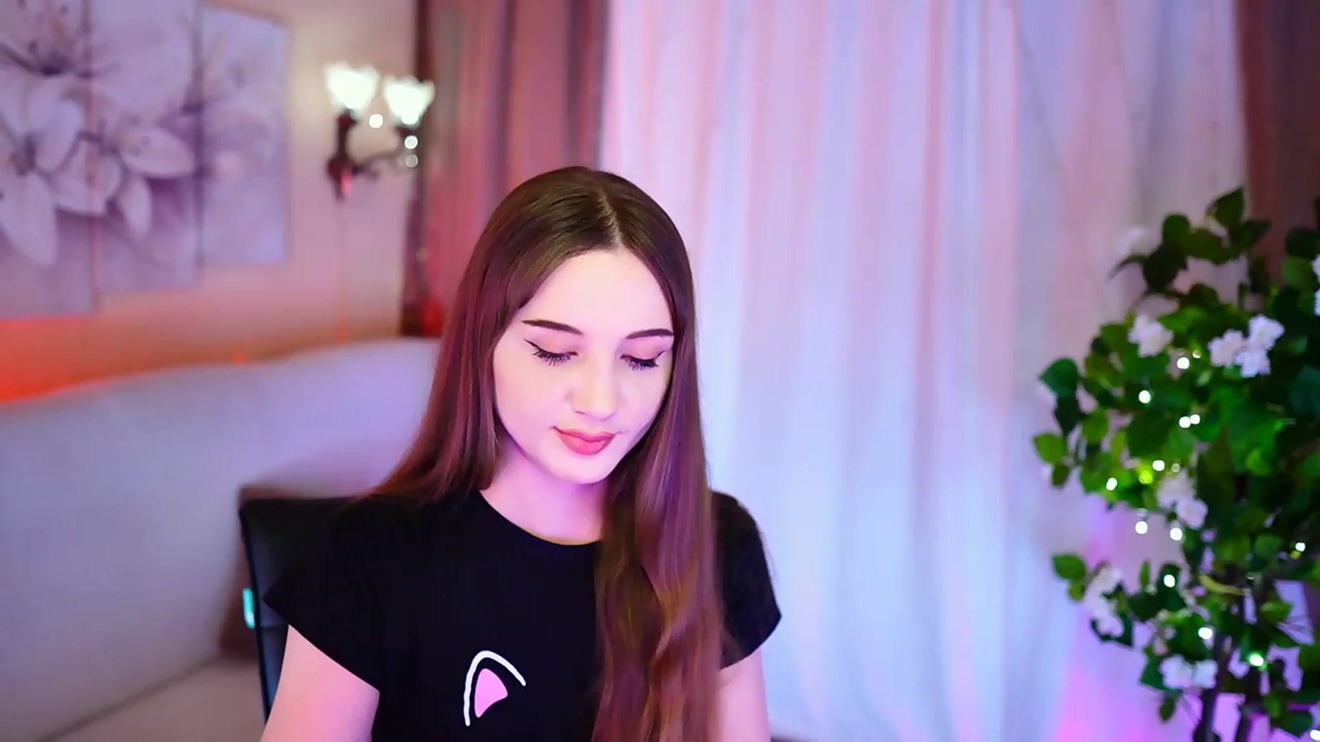 Gallery image thumbnail from Innocent_Soul's myfreecams stream on, 09/30/2023, 22:57 image 20 of 20