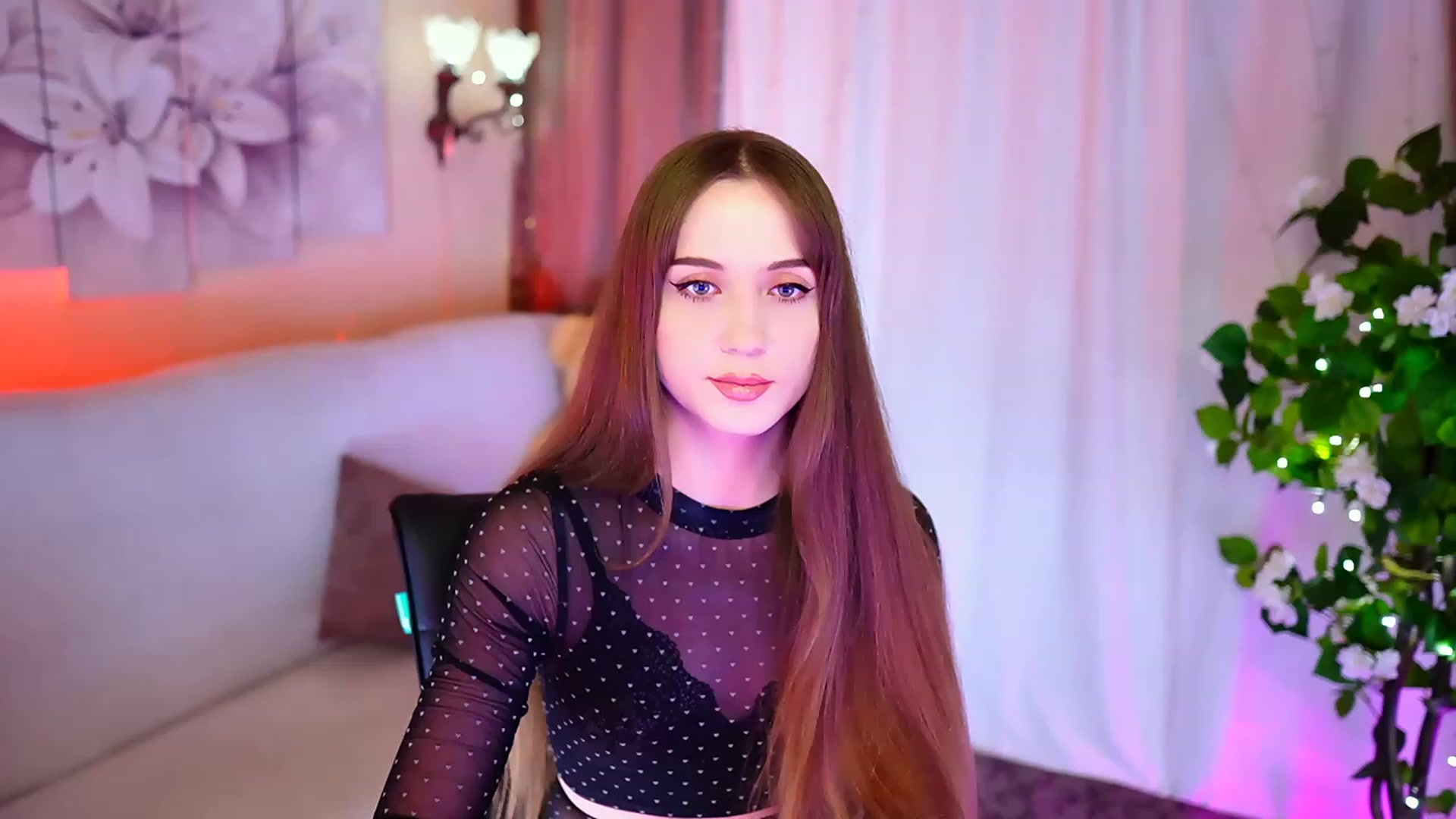 Gallery image thumbnail from Innocent_Soul's myfreecams stream on, 10/07/2023, 16:21 image 11 of 20