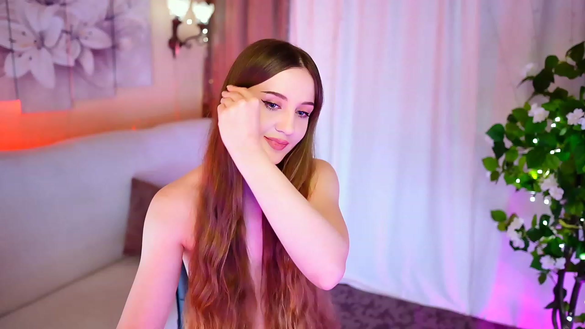 Gallery image thumbnail from Innocent_Soul's myfreecams stream on, 10/08/2023, 17:38 image 12 of 20