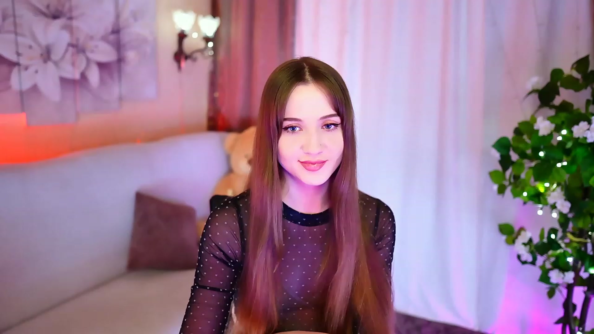 Gallery image thumbnail from Innocent_Soul's myfreecams stream on, 10/09/2023, 16:28 image 5 of 20