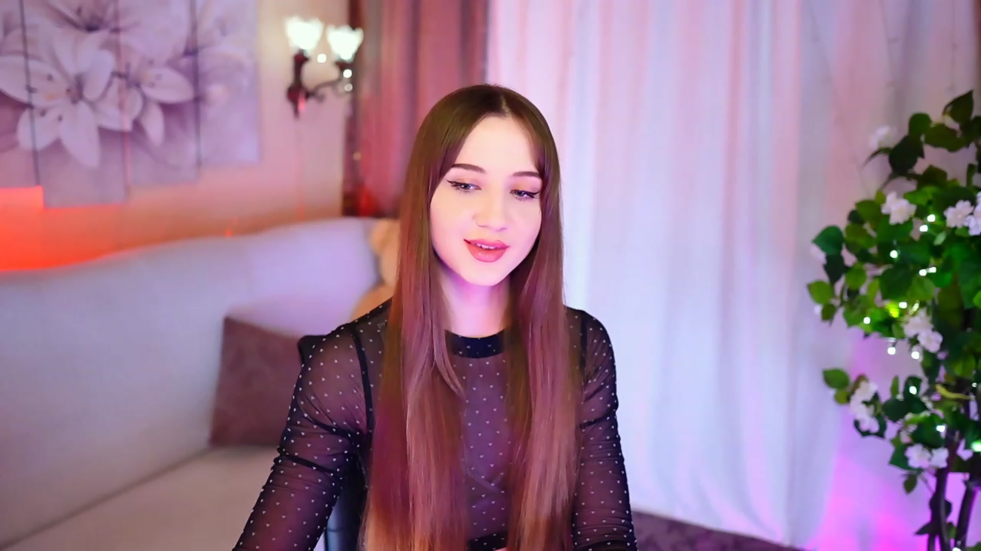 Gallery image thumbnail from Innocent_Soul's myfreecams stream on, 10/09/2023, 16:28 image 12 of 20