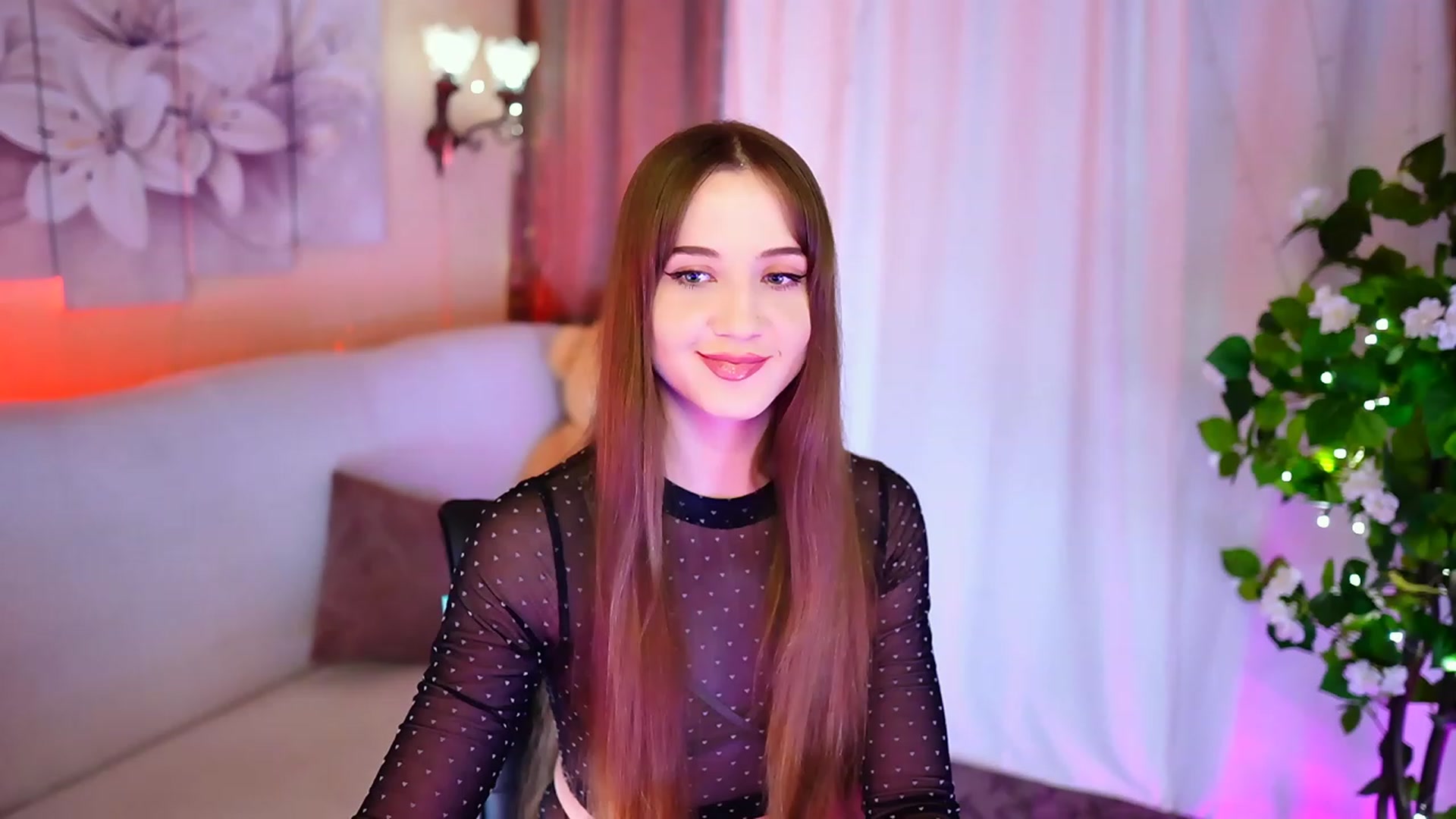 Gallery image thumbnail from Innocent_Soul's myfreecams stream on, 10/09/2023, 16:28 image 11 of 20