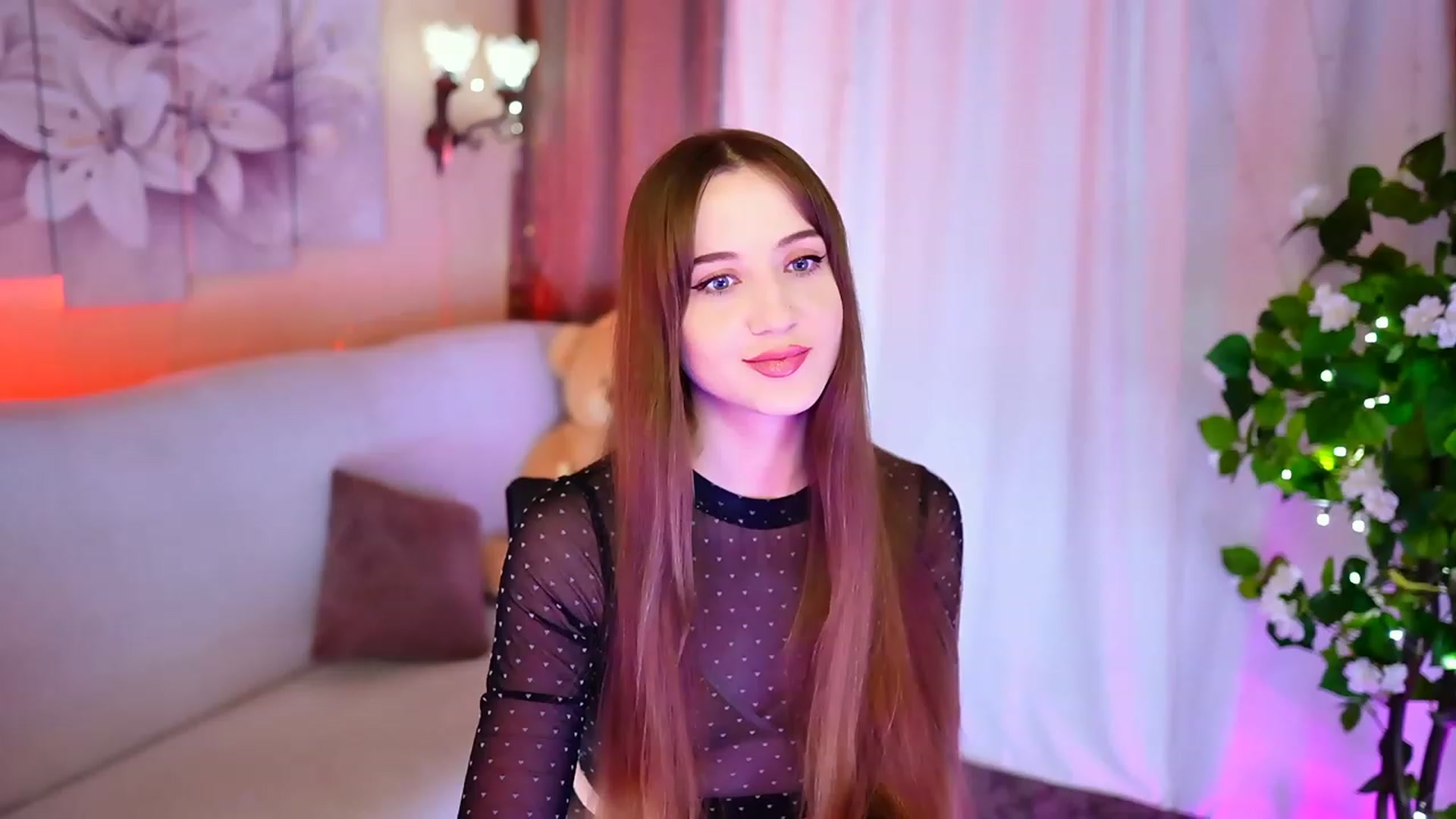 Gallery image thumbnail from Innocent_Soul's myfreecams stream on, 10/09/2023, 16:28 image 1 of 20