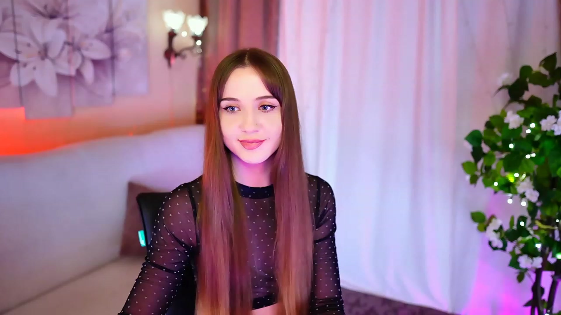 Gallery image thumbnail from Innocent_Soul's myfreecams stream on, 10/09/2023, 18:23 image 5 of 20